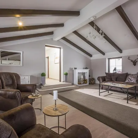 Bergschloessl - Massionettwohnung 13 Apartamento *
